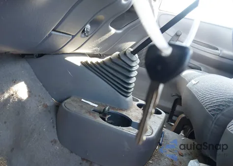 2000 Dodge Ram 1500 St from USA, damaged, VIN 1B7HC16Y9YS590308